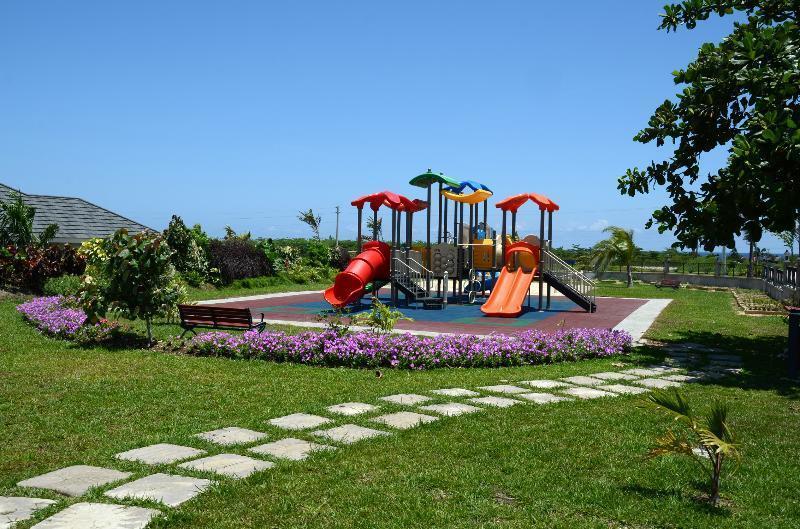 Ocho Rios Under The Palms Villa Екстериор снимка